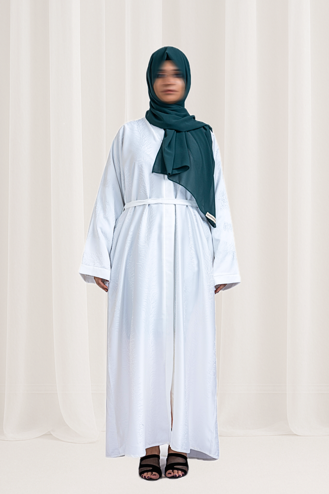 Classic White Jacquard Belted Abaya