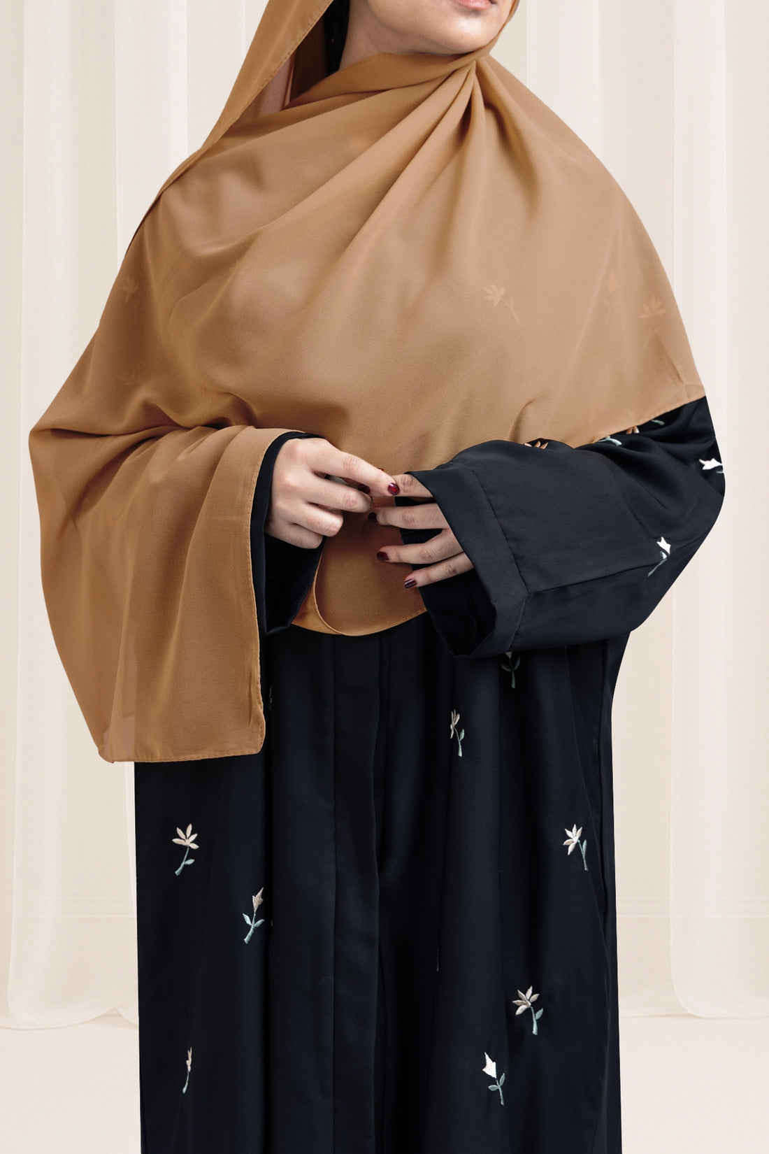 Premium Georgette Hijab – Light Taupe