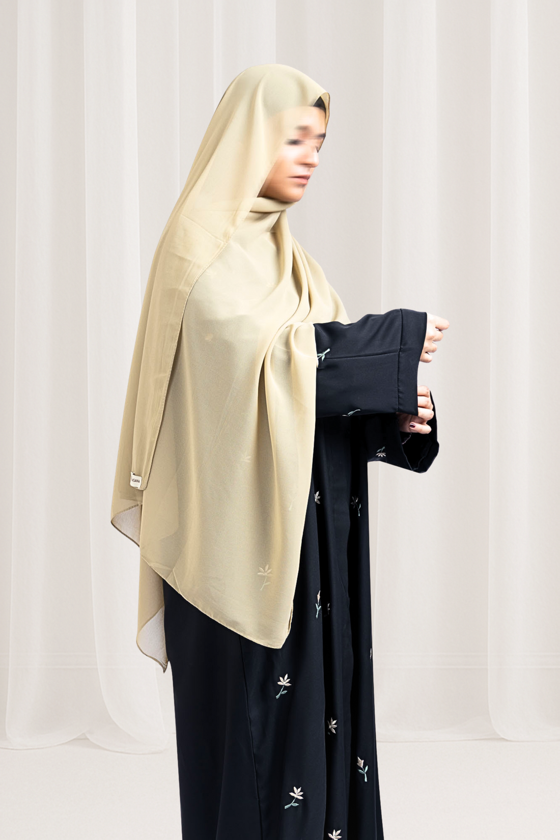 Elegant Flowvy Black Embroidered Abaya