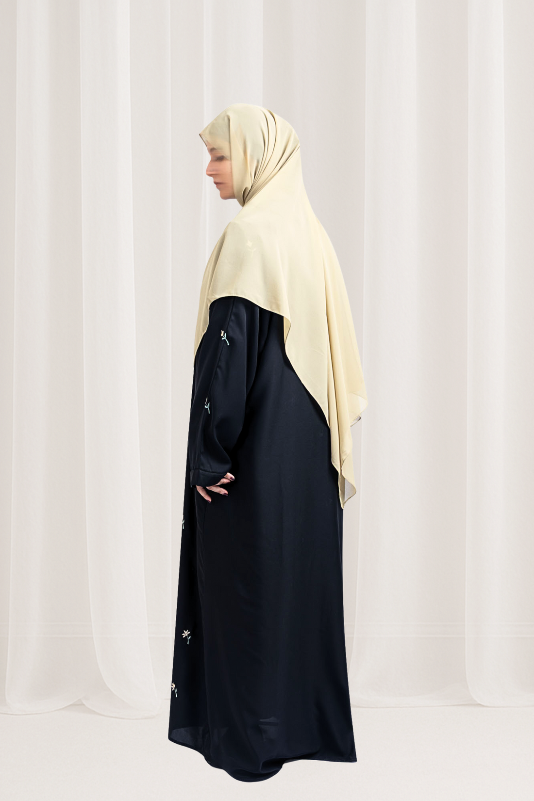 Elegant Flowvy Black Embroidered Abaya