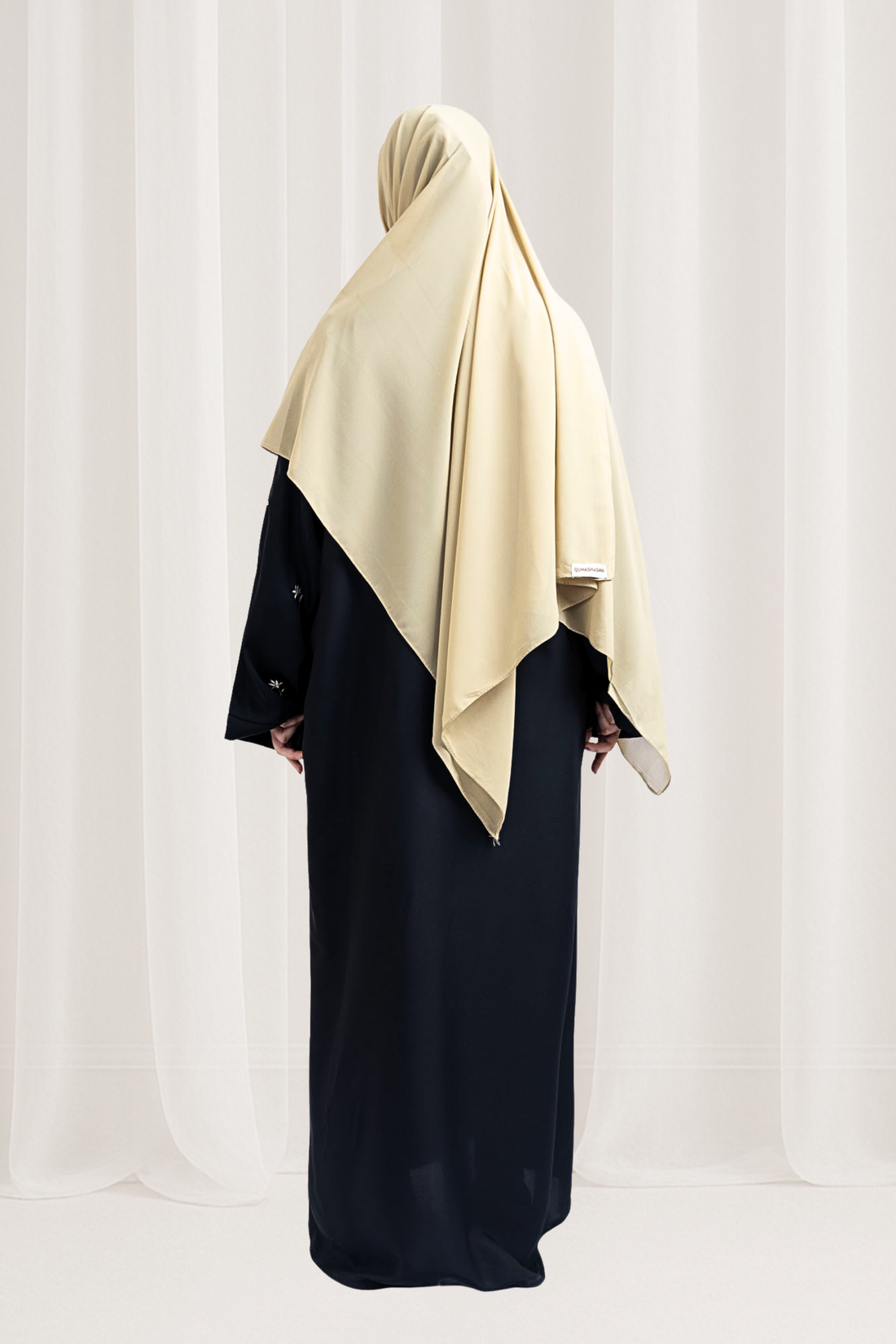 Elegant Flowvy Black Embroidered Abaya