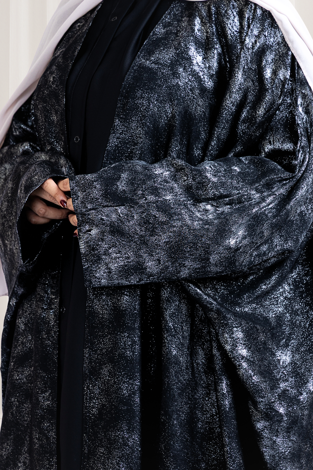 Metallic Silver Black Kaftan Abaya